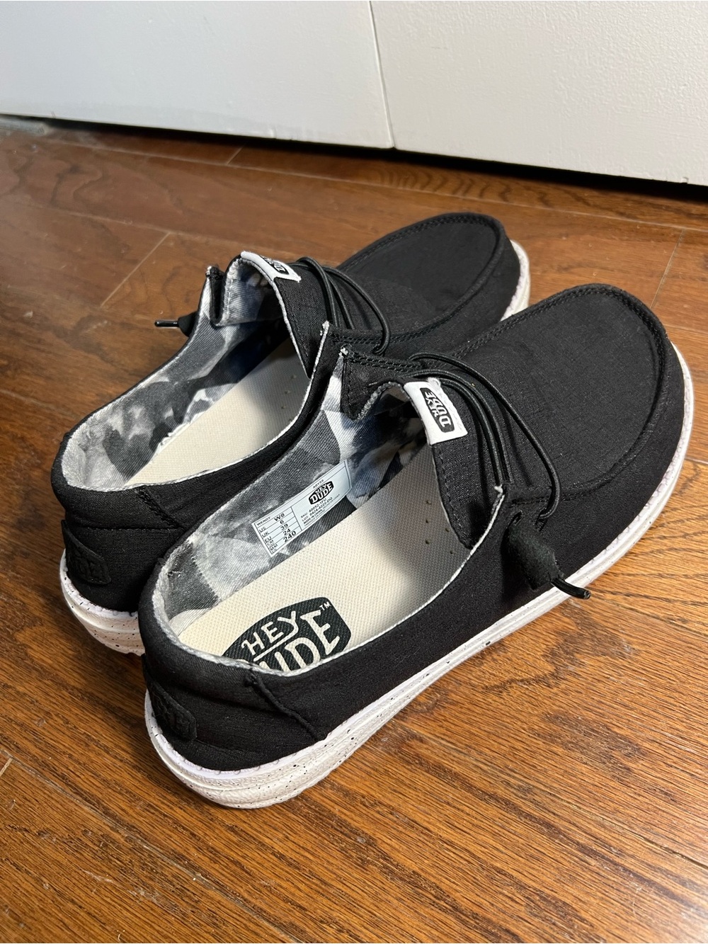HEYDUDE Wendy Abyss Black Slip On Shoes Women’s 8 Lightweight Loafers - Picture 8 of 10